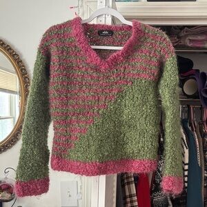 Alba Cozy V-Neck Sweater in Green and Pink